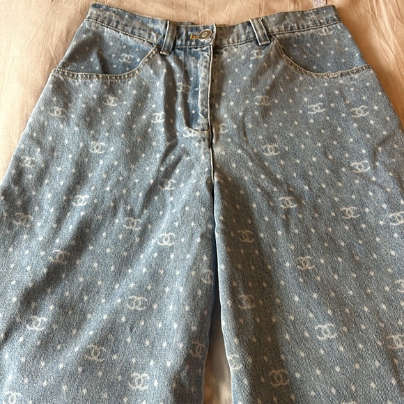 Chanel Light Blue & White Wide Leg Printed Denim Jeans - Picture 2 of 9